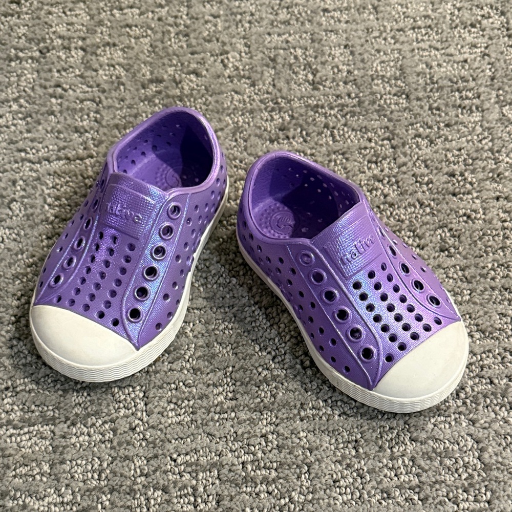 Native Kids Purple Water Shoes